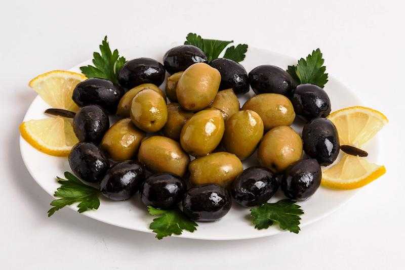 Оливки и маслины: состав, калорийность, польза и вред для организма