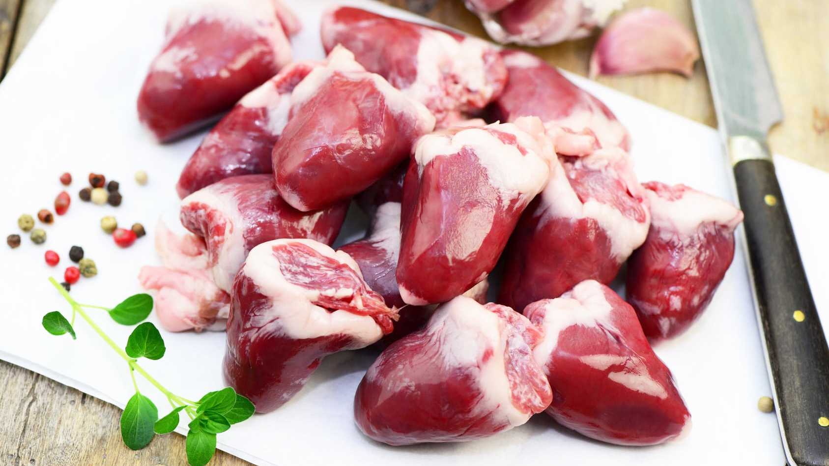 Вареное куриное сердце калорийность на 100 грамм. куриные сердечки: калорийность, польза, вред