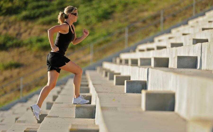 Сколько и как бегать в день, чтобы похудеть на 10 кг и больше. программа беговых тренировок на 1 и 2 месяца.
