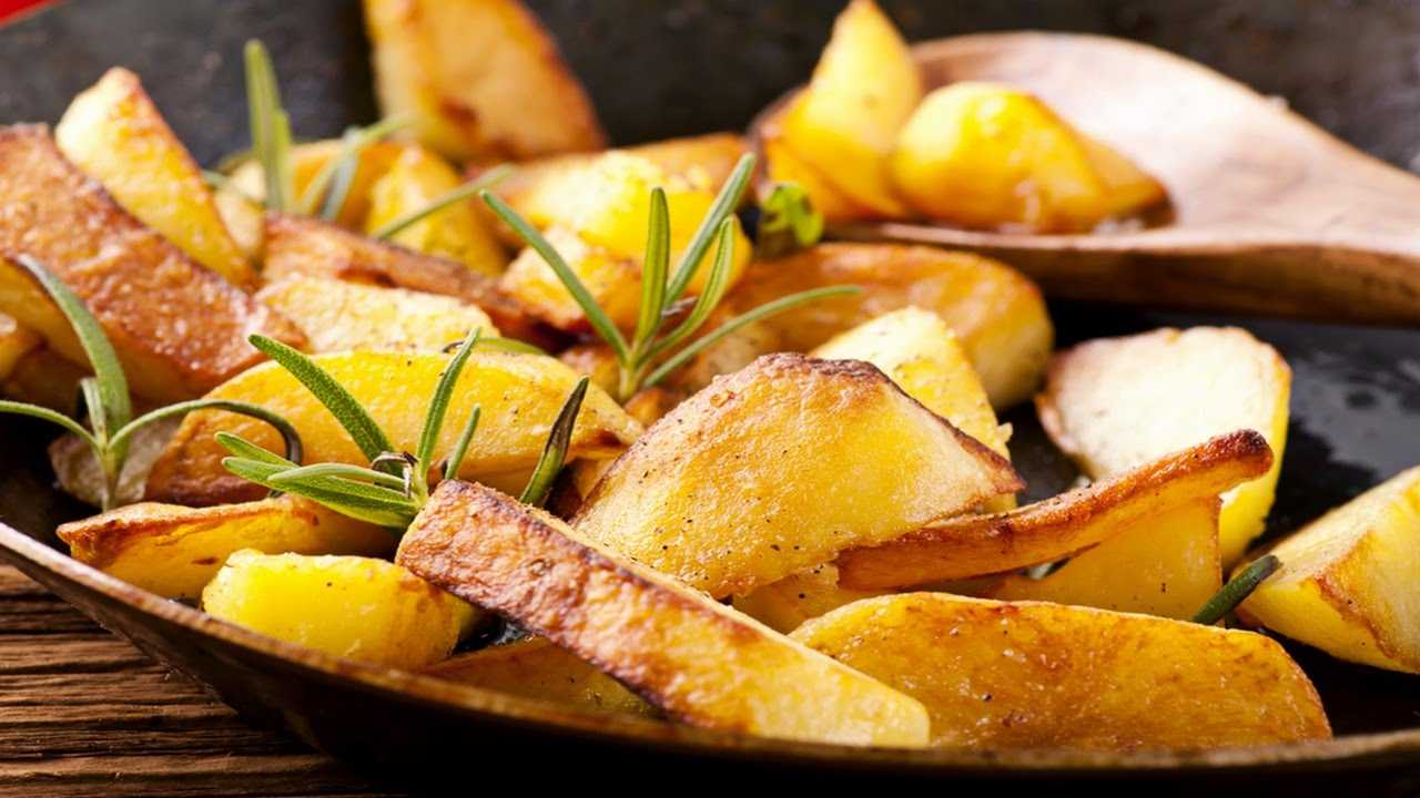 Жареный картофель: калорийность на 100 г, белки, жиры, углеводы